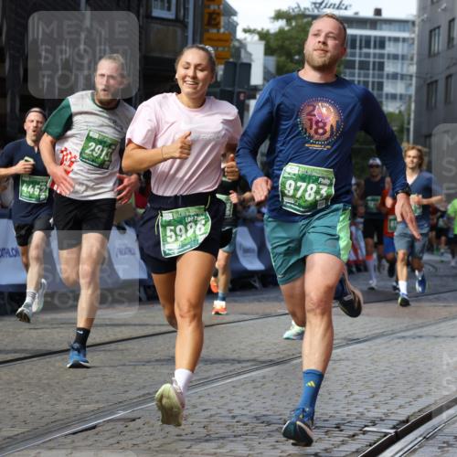 13.09.2026 - 21. swb-Marathon Bremen Strokosch-Dieckow http://msf.ph/oto/10329576 13.09.2026 13:14:19 Ziel 524, 670, 683, 1433, 1613, 1707, 1937, 2422, 2701, 2824, 3236, 5443, 5593, 5610, 6145, 6451, 7029, 7210, 7283, 7435, 7963, 8118, 8886, 9426, 9635, 10105, 376, 469, 1043, 1125, 1492, 1814, 3085, 3545, 3821, 4452, 4685, 5794, 5836, 6130, 6506, 7117, 7826, 8456, 9868 meine-sportfotos.de