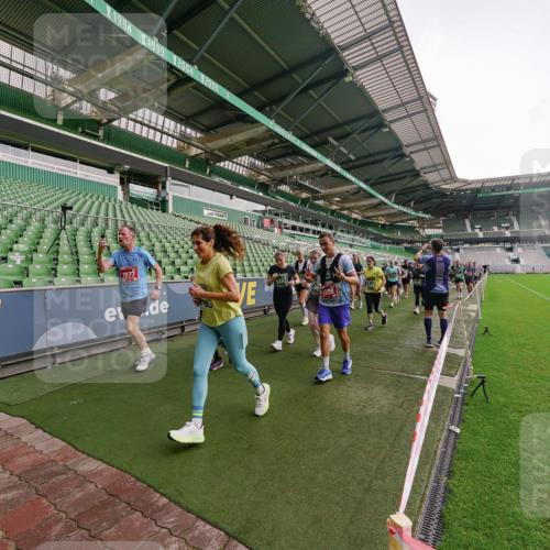 13.09.2026 - 21. swb-Marathon Bremen Michael Burmester http://msf.ph/oto/10329582 13.09.2026 13:36:20 Laufen im Stadion 444, 462, 491, 496, 590, 657, 799, 1015, 1132, 1135, 1279, 1396, 1432, 1620, 1726, 1762, 1887, 1934, 1951, 1965, 1974, 1977, 1992, 2078, 2227, 2335, 2578, 2639, 2650, 2688, 2789, 2842, 2892, 2894, 2933, 3090, 3161, 3169, 3178, 3191, 3299, 3303, 3406, 3408, 3463, 3472, 3498, 3555, 3570, 3573, 3588, 3640, 3731, 3779, 3801, 3839, 3904, 3985, 4084, 4145, 4200, 4210, 4290, 4464, 4500, 4538, 4546, 4561, 4801, 4880, 4967, 5000, 5034, 5182, 5332, 5461, 5679, 5818 meine-sportfotos.de