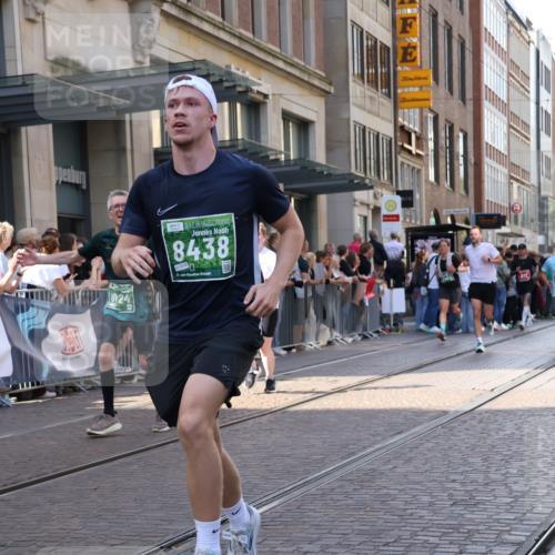 13.09.2026 - 21. swb-Marathon Bremen Strokosch-Dieckow http://msf.ph/oto/10329606 13.09.2026 13:21:45 Ziel 141, 148, 1209, 1601, 1645, 2051, 3021, 3338, 3652, 3774, 4581, 5193, 6621, 6976, 7098, 7625, 7917, 8438, 8452, 8924, 8947, 9599, 9839, 10120, 572, 1130, 1254, 2088, 2397, 2570, 2904, 3120, 3202, 3290, 3435, 3655, 3695, 3930, 3934, 4165, 4735, 5542, 6862, 6865, 7176, 8184, 8270, 8384, 8730, 8923, 8947, 9048, 9059, 9421, 9722, 10120, 13145 meine-sportfotos.de