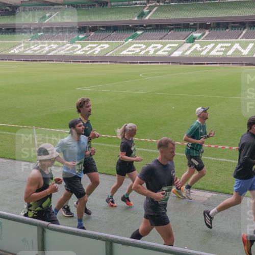 13.09.2026 - 21. swb-Marathon Bremen Michael Burmester http://msf.ph/oto/10329627 13.09.2026 13:00:23 Laufen im Stadion 135, 191, 226, 232, 242, 260, 318, 342, 440, 651, 687, 745, 972, 1080, 1166, 1209, 1368, 1493, 1494, 1516, 1650, 1861, 1935, 1963, 2088, 2210, 2289, 2293, 2306, 2322, 2370, 2409, 2427, 2481, 2485, 2490, 2517, 2560, 2561, 2570, 2627, 2658, 2686, 2700, 2708, 2781, 2806, 2827, 2885, 2899, 2906, 2914, 2953, 2961, 2967, 2979, 3015, 3076, 3098, 3105, 3124, 3145, 3168, 3173, 3190, 3233, 3273, 3354, 3385, 3480, 3516, 3524, 3531, 3642, 3652, 3729, 3774, 3855, 3856, 3861, 3930, 3934 meine-sportfotos.de