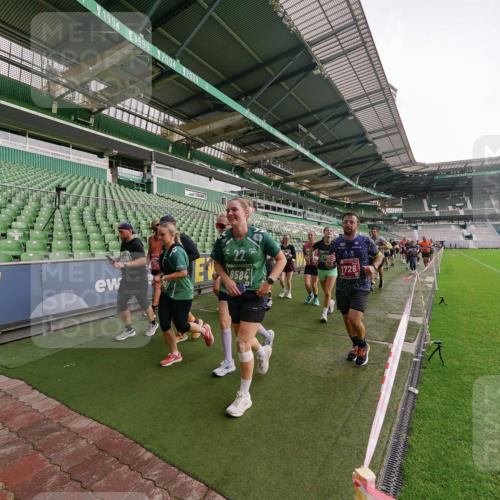 13.09.2026 - 21. swb-Marathon Bremen Michael Burmester http://msf.ph/oto/10329629 13.09.2026 13:36:27 Laufen im Stadion 444, 462, 491, 496, 590, 657, 799, 1015, 1132, 1135, 1279, 1396, 1432, 1620, 1726, 1762, 1887, 1934, 1951, 1965, 1974, 1977, 2078, 2227, 2335, 2578, 2639, 2650, 2688, 2789, 2842, 2892, 2894, 2933, 2939, 3090, 3161, 3169, 3178, 3299, 3303, 3406, 3408, 3463, 3472, 3498, 3555, 3570, 3573, 3588, 3640, 3731, 3779, 3801, 3839, 3985, 3992, 3993, 4084, 4145, 4200, 4210, 4290, 4464, 4538, 4546, 4801, 4880, 4967, 5000, 5034, 5182, 5332, 5461, 5679, 5818 meine-sportfotos.de