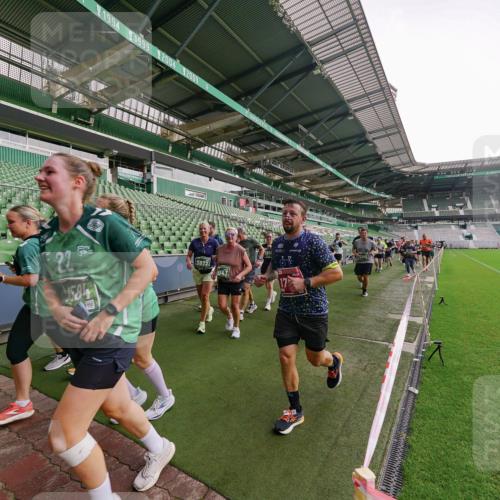 13.09.2026 - 21. swb-Marathon Bremen Michael Burmester http://msf.ph/oto/10329636 13.09.2026 13:36:28 Laufen im Stadion 444, 462, 491, 496, 590, 657, 799, 1015, 1132, 1135, 1279, 1432, 1620, 1726, 1762, 1887, 1934, 1951, 1965, 1974, 1977, 2078, 2227, 2335, 2578, 2639, 2650, 2688, 2789, 2842, 2892, 2894, 2933, 2939, 3090, 3161, 3169, 3178, 3299, 3303, 3406, 3408, 3463, 3472, 3498, 3555, 3570, 3573, 3588, 3640, 3731, 3779, 3801, 3839, 3985, 3992, 3993, 4084, 4145, 4200, 4210, 4290, 4464, 4538, 4546, 4801, 4880, 4967, 5000, 5034, 5182, 5332, 5461, 5679, 5818 meine-sportfotos.de