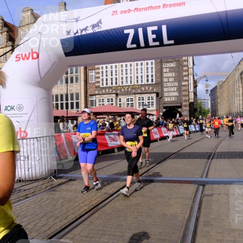 13.09.2026 - 21. swb-Marathon Bremen Tim E. http://msf.ph/oto/10329654 13.09.2026 11:03:15 Ziel 10185, 10296, 10633, 10715, 10731, 10783, 10954, 10955, 11095, 11107, 11313, 11564, 11697, 11719, 11730, 11785, 12071, 12247, 12421, 12432, 12448, 12465, 12483 meine-sportfotos.de