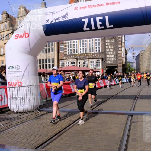 13.09.2026 - 21. swb-Marathon Bremen Tim E. http://msf.ph/oto/10329674 13.09.2026 11:03:15 Ziel 10185, 10296, 10633, 10715, 10731, 10783, 10954, 10955, 11095, 11107, 11313, 11564, 11697, 11719, 11730, 11785, 12071, 12247, 12421, 12432, 12448, 12465, 12483 meine-sportfotos.de