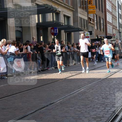 13.09.2026 - 21. swb-Marathon Bremen Strokosch-Dieckow http://msf.ph/oto/10329681 13.09.2026 13:21:47 Ziel 141, 148, 1209, 1601, 1645, 2051, 2499, 3021, 3338, 3652, 3774, 4581, 5193, 6621, 7098, 7625, 7917, 8438, 8452, 8924, 9599, 9839, 572, 1130, 1254, 2088, 2397, 2570, 2904, 3120, 3290, 3435, 3655, 3695, 3930, 3934, 4165, 4735, 5542, 6865, 6976, 7098, 7176, 8184, 8270, 8384, 8730, 8923, 8947, 9048, 9059, 9421, 9722, 10120, 13145 meine-sportfotos.de