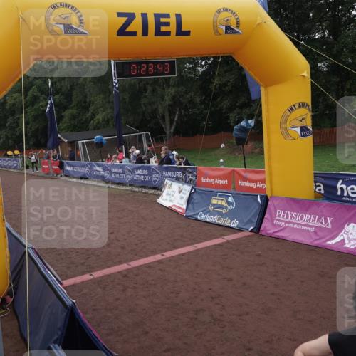 13.09.2026 - Airport Race Dennis Weichert http://msf.ph/oto/10329696 13.09.2026 10:24:16 Ziel 4017, 4180, 5298, 5345 meine-sportfotos.de