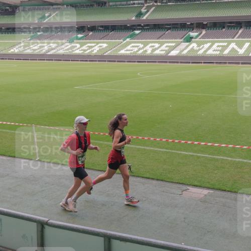 13.09.2026 - 21. swb-Marathon Bremen Michael Burmester http://msf.ph/oto/10329721 13.09.2026 13:00:29 Laufen im Stadion 135, 191, 232, 242, 260, 318, 342, 440, 651, 687, 745, 1080, 1166, 1209, 1368, 1493, 1494, 1516, 1650, 1861, 1935, 1963, 2088, 2210, 2289, 2293, 2306, 2322, 2370, 2409, 2427, 2481, 2485, 2490, 2491, 2517, 2560, 2561, 2570, 2627, 2658, 2686, 2700, 2708, 2781, 2806, 2827, 2899, 2906, 2914, 2953, 2961, 2967, 3015, 3076, 3105, 3124, 3145, 3168, 3173, 3190, 3273, 3354, 3375, 3385, 3480, 3516, 3524, 3531, 3642, 3652, 3729, 3774, 3855, 3856, 3861, 3930 meine-sportfotos.de