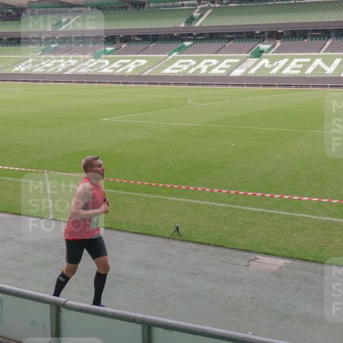 13.09.2026 - 21. swb-Marathon Bremen Michael Burmester http://msf.ph/oto/10329733 13.09.2026 13:00:31 Laufen im Stadion 135, 232, 242, 260, 318, 342, 440, 651, 687, 745, 1080, 1166, 1209, 1368, 1448, 1493, 1494, 1516, 1650, 1861, 1935, 1963, 2088, 2210, 2289, 2293, 2306, 2322, 2370, 2409, 2427, 2481, 2485, 2490, 2491, 2517, 2560, 2561, 2570, 2627, 2658, 2686, 2700, 2708, 2781, 2806, 2827, 2899, 2906, 2914, 2953, 2961, 2967, 3015, 3076, 3105, 3124, 3145, 3168, 3173, 3190, 3273, 3354, 3372, 3375, 3385, 3480, 3516, 3524, 3526, 3531, 3642, 3652, 3729, 3774, 3855, 3856, 3861, 3930 meine-sportfotos.de