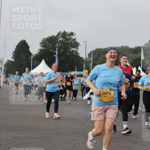 13.09.2026 - Kiel Lauf Andreas Tolksdorf http://msf.ph/oto/10329760 13.09.2026 09:31:06 Kiellinie 86, 38, 2979, 5845, 4568, 11796, 3846 meine-sportfotos.de