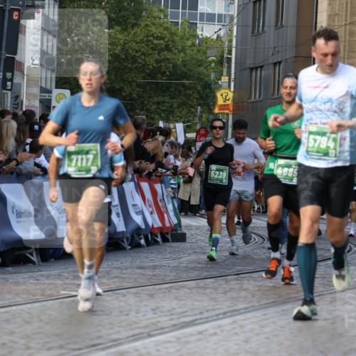 13.09.2026 - 21. swb-Marathon Bremen Strokosch-Dieckow http://msf.ph/oto/10329761 13.09.2026 13:14:27 Ziel 107, 235, 1433, 1542, 1613, 1998, 2043, 2084, 2701, 2824, 2922, 4728, 5593, 5610, 6145, 7029, 7435, 7591, 7963, 8118, 8886, 8919, 9426, 10105, 199, 376, 1043, 1492, 1814, 2251, 2971, 2997, 3012, 3085, 3821, 3834, 4586, 4685, 5239, 5794, 6506, 7117, 7782, 8366, 9242, 9868, 10016 meine-sportfotos.de