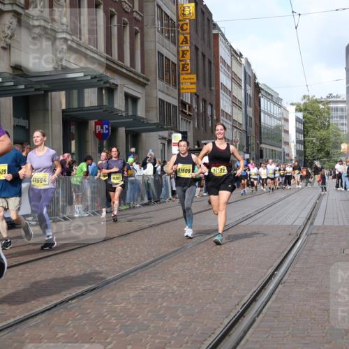13.09.2026 - 21. swb-Marathon Bremen Strokosch-Dieckow http://msf.ph/oto/10329762 13.09.2026 11:02:25 Ziel 10190, 10296, 10633, 10783, 10945, 10954, 10955, 10985, 11096, 11107, 11137, 11261, 11508, 11526, 11554, 11564, 11662, 11701, 11719, 11730, 11776, 11785, 11890, 11945, 12071, 12154, 12247, 12252, 12429, 12451, 12465, 12489, 10153, 10154, 10173, 10273, 10274, 10278, 10331, 10338, 10439, 10473, 10636, 10738, 10885, 10915, 10943, 11137, 11249, 11505, 11576, 11811, 11853, 11886, 11890, 12042, 12094, 12134, 12135, 12169, 12437 meine-sportfotos.de