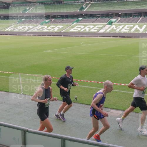13.09.2026 - 21. swb-Marathon Bremen Michael Burmester http://msf.ph/oto/10329767 13.09.2026 13:00:36 Laufen im Stadion 135, 232, 242, 260, 282, 318, 342, 440, 651, 687, 745, 1080, 1166, 1209, 1368, 1448, 1493, 1494, 1516, 1582, 1650, 1861, 1935, 1963, 2088, 2289, 2293, 2306, 2322, 2370, 2409, 2427, 2481, 2485, 2490, 2491, 2517, 2560, 2561, 2570, 2627, 2658, 2686, 2700, 2708, 2781, 2806, 2899, 2906, 2914, 2953, 2961, 2967, 3015, 3076, 3105, 3124, 3145, 3168, 3173, 3190, 3273, 3354, 3372, 3375, 3385, 3480, 3524, 3526, 3531, 3642, 3652, 3729, 3774, 3855, 3856, 3861, 3930 meine-sportfotos.de