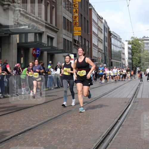 13.09.2026 - 21. swb-Marathon Bremen Strokosch-Dieckow http://msf.ph/oto/10329776 13.09.2026 11:02:26 Ziel 10190, 10296, 10633, 10783, 10945, 10954, 10955, 10985, 11096, 11107, 11261, 11508, 11526, 11554, 11564, 11662, 11701, 11719, 11730, 11776, 11785, 11945, 12071, 12154, 12247, 12252, 12429, 12451, 12465, 12489, 10153, 10154, 10173, 10273, 10274, 10278, 10331, 10338, 10439, 10473, 10636, 10738, 10885, 10915, 10943, 11137, 11249, 11505, 11526, 11576, 11811, 11853, 11886, 11890, 12042, 12094, 12134, 12135, 12169, 12437 meine-sportfotos.de
