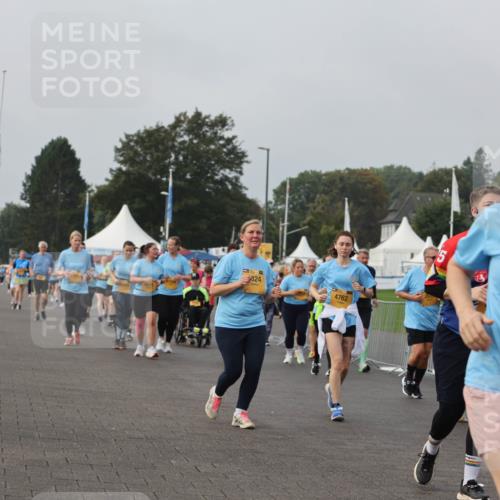 13.09.2026 - Kiel Lauf Andreas Tolksdorf http://msf.ph/oto/10329779 13.09.2026 09:31:06 Kiellinie 36, 824, 4762, 2979 meine-sportfotos.de