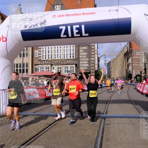 13.09.2026 - 21. swb-Marathon Bremen Tim E. http://msf.ph/oto/10329783 13.09.2026 11:03:20 Ziel 10185, 10195, 10528, 10531, 10598, 10715, 10727, 10731, 10959, 11070, 11095, 11313, 11493, 11676, 11697, 11785, 11836, 12214, 12421, 12432, 12448, 12465, 12483 meine-sportfotos.de