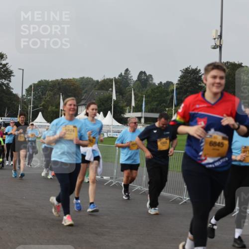 13.09.2026 - Kiel Lauf Andreas Tolksdorf http://msf.ph/oto/10329798 13.09.2026 09:31:08 Kiellinie 5824, 6845 meine-sportfotos.de