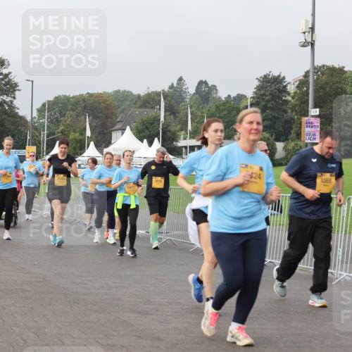 13.09.2026 - Kiel Lauf Andreas Tolksdorf http://msf.ph/oto/10329820 13.09.2026 09:31:09 Kiellinie 6102, 106, 7140, 6515, 1412, 7819, 24, 4568 meine-sportfotos.de