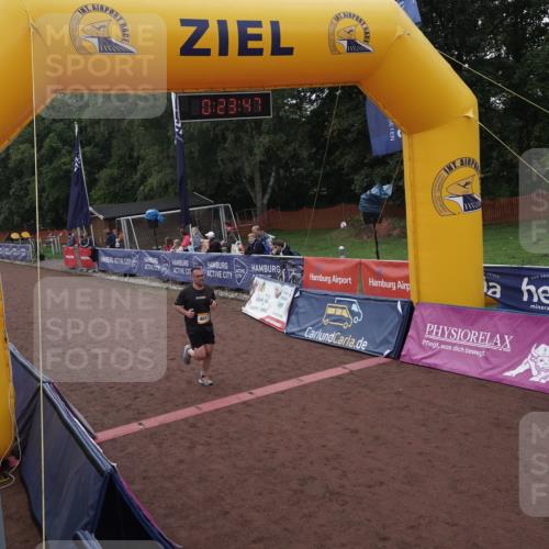 13.09.2026 - Airport Race Dennis Weichert http://msf.ph/oto/10329834 13.09.2026 10:24:21 Ziel 4017, 4180 meine-sportfotos.de