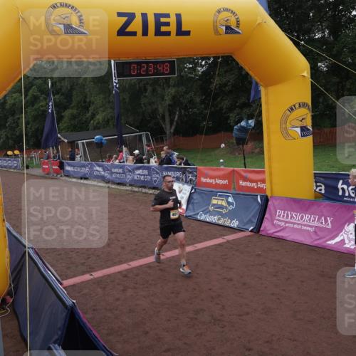 13.09.2026 - Airport Race Dennis Weichert http://msf.ph/oto/10329860 13.09.2026 10:24:21 Ziel 4017, 4180 meine-sportfotos.de