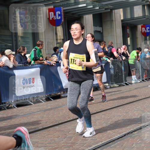 13.09.2026 - 21. swb-Marathon Bremen Strokosch-Dieckow http://msf.ph/oto/10329862 13.09.2026 11:02:28 Ziel 10190, 10296, 10633, 10783, 10945, 10954, 10955, 10985, 11096, 11107, 11261, 11313, 11554, 11564, 11662, 11697, 11701, 11719, 11730, 11776, 11785, 11945, 12071, 12154, 12247, 12252, 12429, 12448, 12451, 12465, 12489, 10153, 10154, 10173, 10273, 10274, 10278, 10331, 10338, 10439, 10473, 10636, 10738, 10885, 10915, 10943, 11137, 11249, 11505, 11508, 11526, 11554, 11576, 11811, 11853, 11886, 11890, 12042, 12094, 12134, 12135, 12169, 12252, 12437, 12489 meine-sportfotos.de