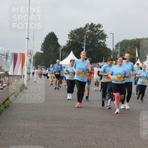 13.09.2026 - Kiel Lauf Andreas Tolksdorf http://msf.ph/oto/10329868 13.09.2026 09:31:11 Kiellinie 6102, 10605, 6515, 4263, 7140 meine-sportfotos.de