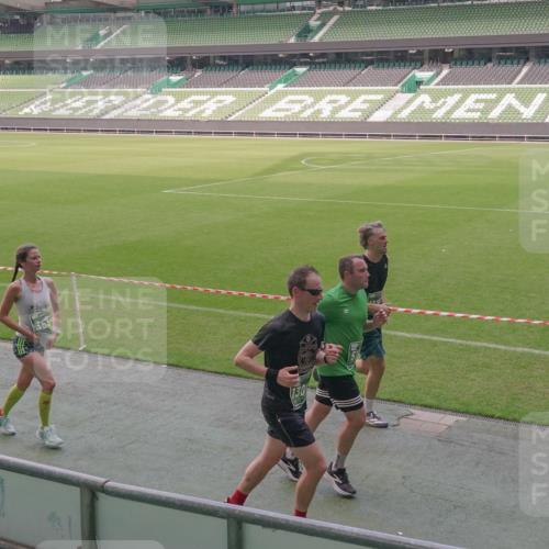 13.09.2026 - 21. swb-Marathon Bremen Michael Burmester http://msf.ph/oto/10329878 13.09.2026 13:00:49 Laufen im Stadion 135, 232, 242, 260, 282, 318, 342, 440, 651, 687, 745, 930, 1067, 1080, 1209, 1368, 1448, 1493, 1494, 1582, 1650, 1861, 1896, 1935, 1963, 2088, 2289, 2293, 2306, 2322, 2370, 2409, 2427, 2481, 2485, 2490, 2491, 2517, 2560, 2561, 2570, 2627, 2658, 2686, 2700, 2708, 2781, 2806, 2906, 2914, 2953, 2961, 2967, 3015, 3076, 3105, 3124, 3145, 3168, 3173, 3273, 3354, 3372, 3374, 3375, 3385, 3480, 3524, 3526, 3642, 3729, 3774, 3855, 3856, 3861, 3930 meine-sportfotos.de