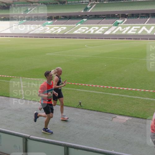 13.09.2026 - 21. swb-Marathon Bremen Michael Burmester http://msf.ph/oto/10329954 13.09.2026 13:00:58 Laufen im Stadion 135, 242, 260, 282, 318, 342, 440, 531, 651, 687, 930, 1006, 1067, 1209, 1368, 1436, 1448, 1493, 1494, 1582, 1650, 1861, 1896, 1935, 1963, 2033, 2062, 2088, 2293, 2306, 2322, 2370, 2409, 2427, 2481, 2485, 2490, 2491, 2517, 2560, 2561, 2570, 2627, 2658, 2686, 2700, 2708, 2781, 2906, 2914, 2967, 3076, 3105, 3145, 3168, 3173, 3273, 3354, 3372, 3374, 3375, 3385, 3480, 3524, 3526, 3642, 3729, 3774, 3806, 3855, 3856, 3861, 3930 meine-sportfotos.de