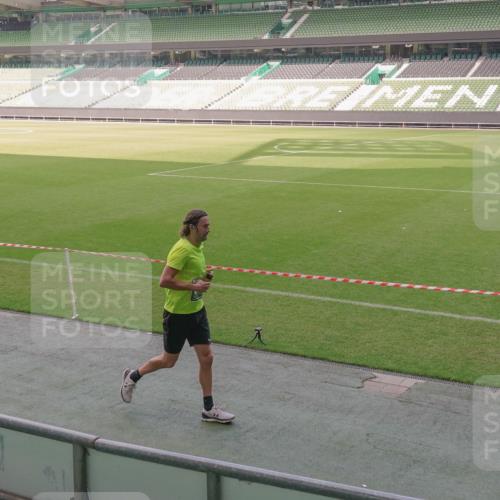 13.09.2026 - 21. swb-Marathon Bremen Michael Burmester http://msf.ph/oto/10329982 13.09.2026 13:01:03 Laufen im Stadion 135, 242, 260, 282, 318, 342, 440, 531, 651, 687, 930, 946, 1006, 1067, 1209, 1368, 1436, 1448, 1493, 1494, 1582, 1650, 1861, 1896, 1935, 1963, 2033, 2047, 2062, 2088, 2293, 2306, 2322, 2370, 2409, 2427, 2481, 2485, 2490, 2491, 2517, 2560, 2561, 2570, 2627, 2638, 2658, 2686, 2700, 2708, 2781, 2906, 2914, 2967, 3076, 3105, 3145, 3168, 3173, 3273, 3354, 3372, 3374, 3375, 3385, 3480, 3524, 3526, 3642, 3667, 3729, 3774, 3806, 3855, 3856, 3861, 3930 meine-sportfotos.de