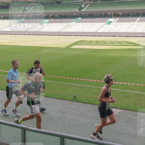 13.09.2026 - 21. swb-Marathon Bremen Michael Burmester http://msf.ph/oto/10330052 13.09.2026 13:01:11 Laufen im Stadion 135, 242, 260, 282, 318, 342, 440, 531, 651, 687, 930, 946, 1006, 1067, 1209, 1368, 1436, 1448, 1493, 1494, 1582, 1650, 1861, 1896, 1935, 1963, 2033, 2047, 2062, 2088, 2293, 2306, 2322, 2370, 2409, 2427, 2481, 2485, 2490, 2491, 2517, 2560, 2561, 2627, 2638, 2658, 2686, 2700, 2708, 2781, 2906, 2914, 2967, 3076, 3105, 3145, 3168, 3173, 3273, 3354, 3372, 3374, 3375, 3385, 3392, 3480, 3524, 3526, 3527, 3642, 3667, 3729, 3774, 3806, 3855, 3856, 3861, 3930 meine-sportfotos.de