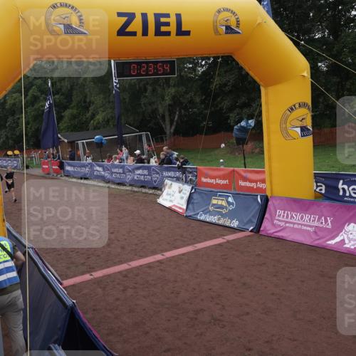 13.09.2026 - Airport Race Dennis Weichert http://msf.ph/oto/10330077 13.09.2026 10:24:28 Ziel 5018, 5145, 5147 meine-sportfotos.de
