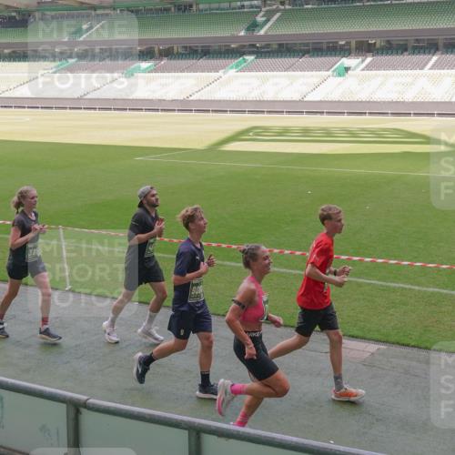 13.09.2026 - 21. swb-Marathon Bremen Michael Burmester http://msf.ph/oto/10330082 13.09.2026 13:01:14 Laufen im Stadion 135, 150, 242, 260, 282, 318, 342, 440, 531, 651, 687, 930, 946, 1006, 1067, 1209, 1368, 1436, 1448, 1493, 1494, 1582, 1650, 1861, 1896, 1935, 1963, 2033, 2047, 2062, 2088, 2293, 2306, 2322, 2370, 2409, 2427, 2485, 2490, 2491, 2517, 2560, 2561, 2627, 2638, 2658, 2686, 2700, 2708, 2781, 2906, 2914, 2967, 2987, 3076, 3105, 3145, 3168, 3173, 3273, 3334, 3354, 3372, 3374, 3375, 3385, 3392, 3480, 3524, 3526, 3527, 3642, 3667, 3729, 3774, 3806, 3855, 3856, 3861, 3930 meine-sportfotos.de