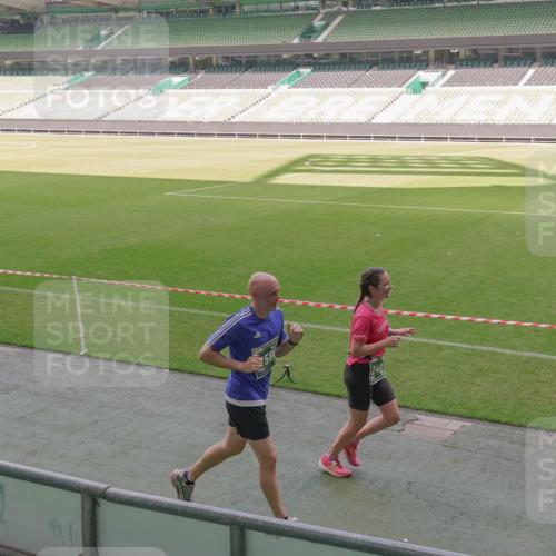 13.09.2026 - 21. swb-Marathon Bremen Michael Burmester http://msf.ph/oto/10330123 13.09.2026 13:01:20 Laufen im Stadion 135, 150, 242, 260, 282, 318, 342, 440, 531, 651, 687, 930, 946, 1006, 1067, 1163, 1368, 1436, 1448, 1493, 1494, 1582, 1650, 1861, 1896, 1935, 1963, 2033, 2047, 2062, 2293, 2306, 2322, 2370, 2409, 2427, 2485, 2490, 2491, 2560, 2561, 2627, 2638, 2658, 2686, 2700, 2708, 2781, 2906, 2914, 2967, 2987, 3044, 3076, 3105, 3145, 3168, 3173, 3187, 3248, 3294, 3334, 3354, 3372, 3374, 3375, 3385, 3392, 3480, 3524, 3526, 3527, 3642, 3667, 3729, 3774, 3806, 3855, 3856 meine-sportfotos.de