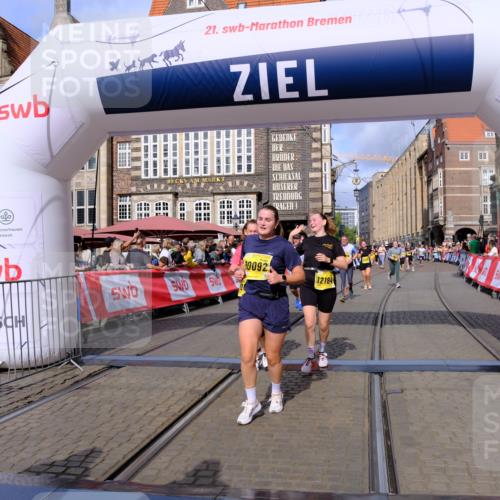 13.09.2026 - 21. swb-Marathon Bremen Tim E. http://msf.ph/oto/10330127 13.09.2026 11:03:37 Ziel 10092, 10150, 10187, 10195, 10237, 10309, 10531, 10724, 10727, 10904, 10959, 11070, 11493, 11598, 11676, 11773, 11830, 12068, 12184, 12185, 12611 meine-sportfotos.de