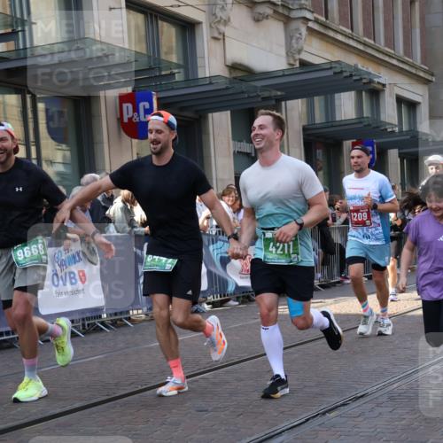 13.09.2026 - 21. swb-Marathon Bremen Strokosch-Dieckow http://msf.ph/oto/10330172 13.09.2026 13:22:02 Ziel 1601, 1645, 1933, 2499, 3021, 3855, 4204, 4211, 4697, 6621, 7625, 7917, 8447, 8574, 9668, 9839, 141, 148, 572, 1209, 2051, 2397, 3290, 3338, 3652, 3695, 3774, 3934, 4581, 4735, 5193, 6865, 6976, 7098, 8438, 8452, 8924, 8947, 9421, 9599, 9839, 10120 meine-sportfotos.de