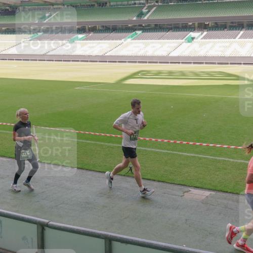 13.09.2026 - 21. swb-Marathon Bremen Michael Burmester http://msf.ph/oto/10330184 13.09.2026 13:01:24 Laufen im Stadion 135, 150, 242, 282, 318, 440, 531, 651, 687, 930, 946, 1006, 1067, 1163, 1368, 1436, 1448, 1582, 1650, 1861, 1896, 1935, 1963, 2033, 2047, 2062, 2292, 2293, 2306, 2322, 2370, 2409, 2427, 2485, 2490, 2491, 2560, 2561, 2627, 2638, 2658, 2686, 2700, 2708, 2781, 2906, 2967, 2987, 3013, 3044, 3076, 3105, 3145, 3168, 3173, 3187, 3248, 3294, 3334, 3354, 3372, 3374, 3375, 3385, 3392, 3480, 3524, 3526, 3527, 3642, 3667, 3729, 3774, 3806, 3855, 3856 meine-sportfotos.de
