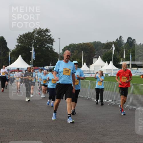 13.09.2026 - Kiel Lauf Andreas Tolksdorf http://msf.ph/oto/10330213 13.09.2026 09:31:47 Kiellinie 36, 1746, 828, 8730, 12072 meine-sportfotos.de