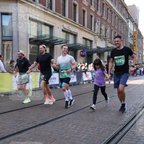 13.09.2026 - 21. swb-Marathon Bremen Strokosch-Dieckow http://msf.ph/oto/10330215 13.09.2026 13:22:03 Ziel 1601, 1645, 1933, 2481, 2499, 3021, 3855, 4204, 4211, 4697, 6621, 6891, 7625, 7917, 8447, 8574, 9668, 141, 148, 572, 1209, 2051, 2397, 3290, 3338, 3652, 3695, 3774, 3934, 4581, 4735, 5193, 6865, 6976, 7098, 8438, 8452, 8924, 8947, 9421, 9599, 9839, 10120 meine-sportfotos.de