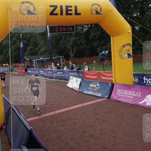 13.09.2026 - Airport Race Dennis Weichert http://msf.ph/oto/10330320 13.09.2026 10:24:48 Ziel 5065, 5425, 5472 meine-sportfotos.de