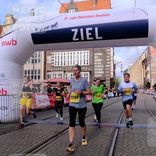 13.09.2026 - 21. swb-Marathon Bremen Tim E. http://msf.ph/oto/10330382 13.09.2026 11:03:48 Ziel 10092, 10187, 10309, 10327, 10420, 10569, 10902, 10904, 10950, 11211, 11411, 11595, 11598, 11655, 11746, 11773, 12074, 12184, 12185, 12611 meine-sportfotos.de