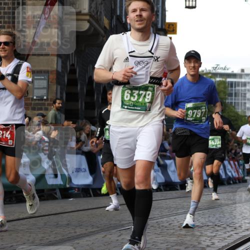13.09.2026 - 21. swb-Marathon Bremen Strokosch-Dieckow http://msf.ph/oto/10330387 13.09.2026 13:14:55 Ziel 199, 376, 1043, 1125, 1455, 1492, 1814, 2251, 2847, 2971, 2997, 3012, 3085, 3821, 3834, 4097, 4246, 4586, 4685, 5239, 5794, 5836, 5962, 6130, 6506, 7117, 7251, 7782, 7826, 8366, 8456, 9242, 9868, 10016, 1510, 1664, 2383, 3504, 3717, 4382, 4992, 5149, 5294, 5298, 5417, 5471, 6351, 6521, 6528, 6717, 7190, 7432, 8238, 9338, 9363, 9797 meine-sportfotos.de