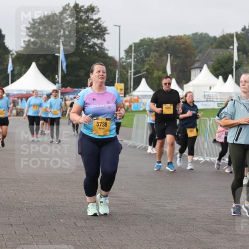 13.09.2026 - Kiel Lauf Andreas Tolksdorf http://msf.ph/oto/10330457 13.09.2026 09:32:17 Kiellinie 36, 5688, 38, 5738 meine-sportfotos.de