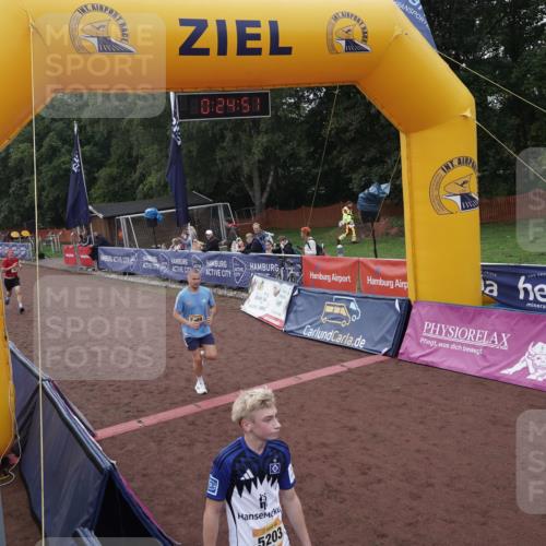 13.09.2026 - Airport Race Dennis Weichert http://msf.ph/oto/10330469 13.09.2026 10:25:24 Ziel 382, 5095, 5242, 5469 meine-sportfotos.de
