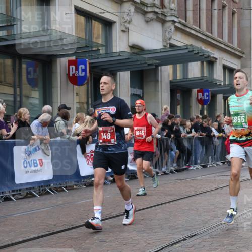 13.09.2026 - 21. swb-Marathon Bremen Strokosch-Dieckow http://msf.ph/oto/10330480 13.09.2026 13:22:12 Ziel 388, 1933, 2402, 2481, 2499, 2771, 3855, 4204, 4211, 4483, 4697, 6891, 7586, 8447, 8547, 8574, 8694, 9090, 9510, 9668, 141, 148, 1209, 1601, 1645, 2051, 2499, 3021, 3338, 3652, 3774, 4581, 5193, 6621, 7098, 7625, 7917, 8438, 8452, 8924, 9599, 9839 meine-sportfotos.de