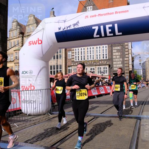 13.09.2026 - 21. swb-Marathon Bremen Tim E. http://msf.ph/oto/10330492 13.09.2026 11:03:56 Ziel 10090, 10091, 10327, 10420, 10569, 10796, 10902, 10950, 11211, 11411, 11595, 11655, 11746, 11868, 12074 meine-sportfotos.de