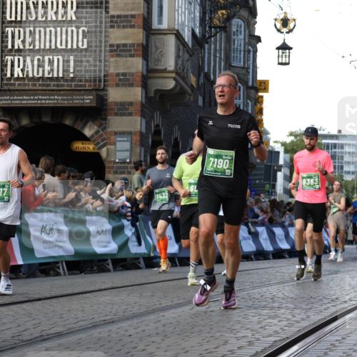13.09.2026 - 21. swb-Marathon Bremen Strokosch-Dieckow http://msf.ph/oto/10330497 13.09.2026 13:15:02 Ziel 199, 615, 616, 889, 1455, 1748, 2251, 2847, 2971, 2997, 3012, 3057, 3175, 3206, 3821, 3834, 4097, 4226, 4246, 4569, 4586, 4685, 5239, 5315, 5649, 5962, 6472, 7251, 7782, 8366, 8409, 9242, 10016, 1664, 3357, 3743, 4111, 4382, 4992, 5003, 5149, 5385, 5417, 6351, 6521, 6773, 6902, 7432, 7497, 7515, 7730, 9253, 9338, 9363, 9483, 13137, 13139 meine-sportfotos.de