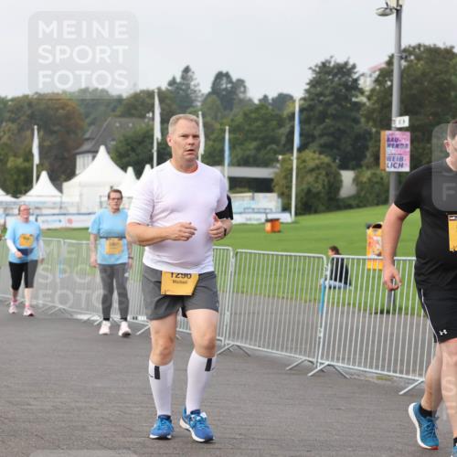 13.09.2026 - Kiel Lauf Andreas Tolksdorf http://msf.ph/oto/10330498 13.09.2026 09:32:22 Kiellinie 5497, 1290, 5688, 819, 269 meine-sportfotos.de