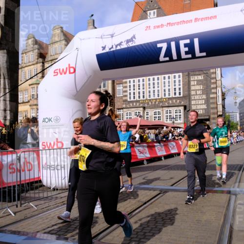 13.09.2026 - 21. swb-Marathon Bremen Tim E. http://msf.ph/oto/10330512 13.09.2026 11:03:57 Ziel 10090, 10091, 10327, 10420, 10569, 10796, 10902, 10950, 11211, 11411, 11595, 11655, 11746, 11868, 12074 meine-sportfotos.de