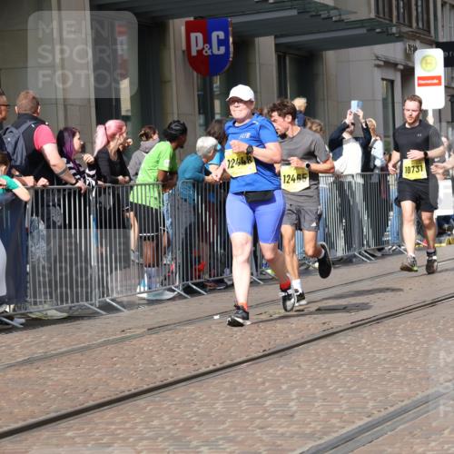13.09.2026 - 21. swb-Marathon Bremen Strokosch-Dieckow http://msf.ph/oto/10330514 13.09.2026 11:02:46 Ziel 10150, 10185, 10195, 10528, 10531, 10598, 10715, 10727, 10731, 10959, 11070, 11095, 11313, 11493, 11564, 11676, 11697, 11730, 11785, 11830, 11836, 12214, 12247, 12421, 12432, 12448, 12465, 12483, 10190, 10296, 10633, 10783, 10945, 10954, 10955, 10985, 11096, 11107, 11137, 11261, 11508, 11526, 11554, 11564, 11662, 11701, 11719, 11730, 11776, 11890, 11945, 12071, 12154, 12169, 12247, 12252, 12429, 12451, 12489 meine-sportfotos.de