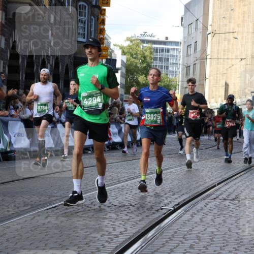 13.09.2026 - 21. swb-Marathon Bremen Strokosch-Dieckow http://msf.ph/oto/10330525 13.09.2026 13:25:19 Ziel 972, 1080, 1166, 1264, 1448, 2322, 2761, 3015, 3105, 4091, 4113, 4507, 4918, 4973, 6079, 6360, 6544, 6807, 6943, 7409, 7854, 8245, 8853, 9073, 9152, 9360, 9493, 13088, 209, 260, 1650, 1658, 5755, 5814, 6380, 7252, 8357, 8545, 8695, 8769, 9299, 9460, 9468, 9506, 13025 meine-sportfotos.de