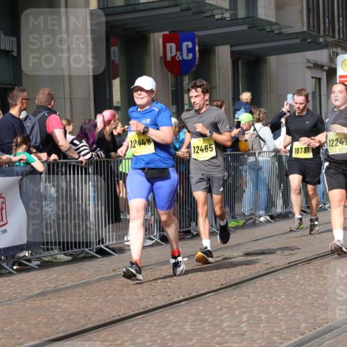 13.09.2026 - 21. swb-Marathon Bremen Strokosch-Dieckow http://msf.ph/oto/10330543 13.09.2026 11:02:47 Ziel 10150, 10185, 10195, 10528, 10531, 10598, 10715, 10727, 10731, 10959, 11070, 11095, 11313, 11493, 11676, 11697, 11785, 11830, 11836, 12214, 12421, 12432, 12448, 12465, 12483, 10190, 10296, 10633, 10783, 10945, 10954, 10955, 10985, 11096, 11107, 11137, 11261, 11508, 11526, 11554, 11564, 11662, 11701, 11719, 11730, 11776, 11785, 11890, 11945, 12071, 12154, 12169, 12247, 12252, 12429, 12451, 12489 meine-sportfotos.de